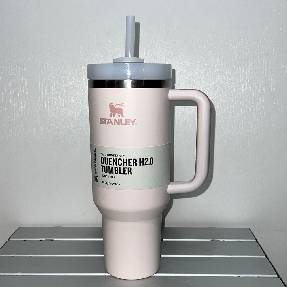 Stanley Adv 40oz Quencher H2.0 Tumbler in Rose Quartz